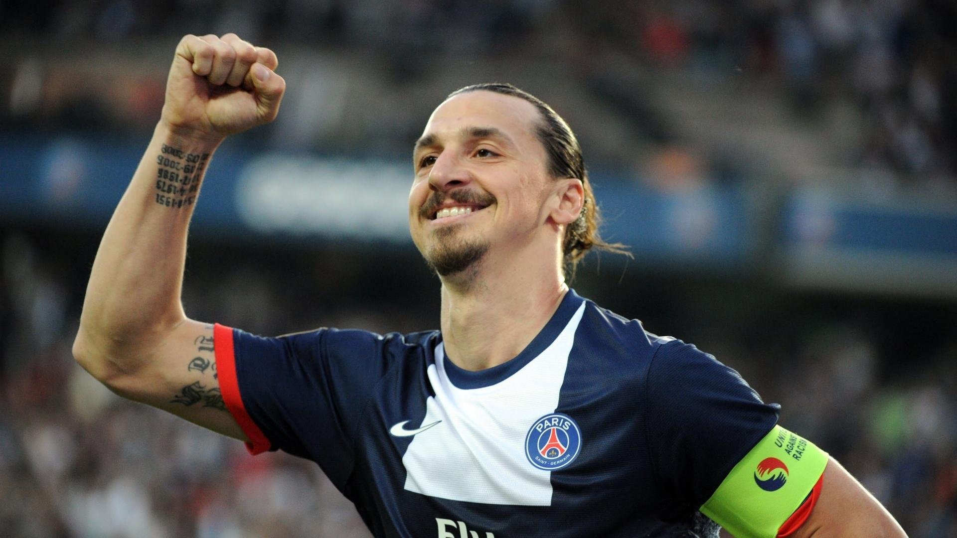 室内田径锦标赛女子撑杆跳 纪录一日三被刷新